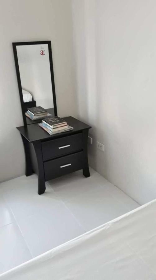 Pasig City Cozy Studio @ One Capitol Condo 2Nd St. Kapitolyo المظهر الخارجي الصورة